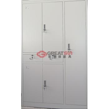 更衣文件柜
