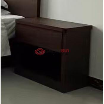 床头柜