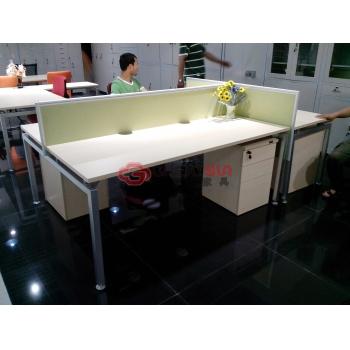 易众双人办公桌（带G20桌屏）