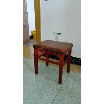 特定实木软包真皮方凳