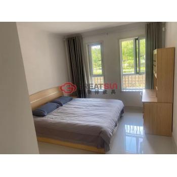 双人床（含床头柜2个）