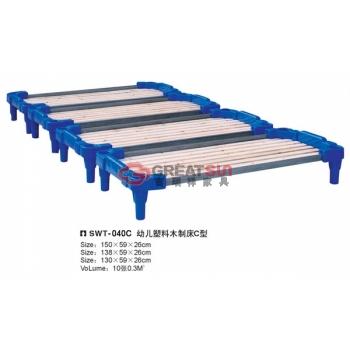 幼儿床1