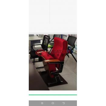 礼堂椅
