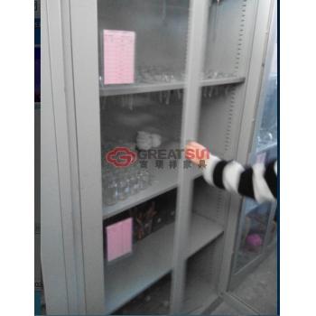 对开玻璃门书柜