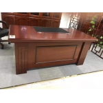 办公桌