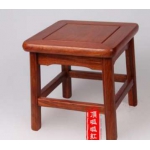 方凳