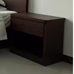 床头柜