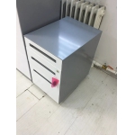 薄边三抽活动柜