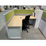 研发八人屏风工位