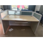 直桌两人位屏风工位