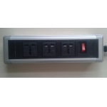 屏风集成电源插线板