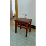 特定实木软包真皮方凳