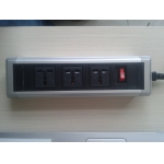 屏风集成电源插线板