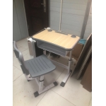 学生课桌椅