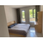 双人床（含床头柜2个）