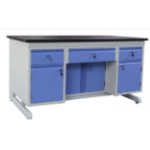 实验边台（制备间）